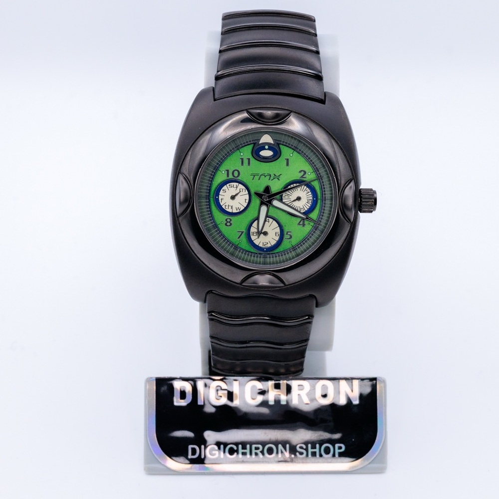 Timex Y2K TMX 2009 Rare 38mm Green Chronograph Analog Watch